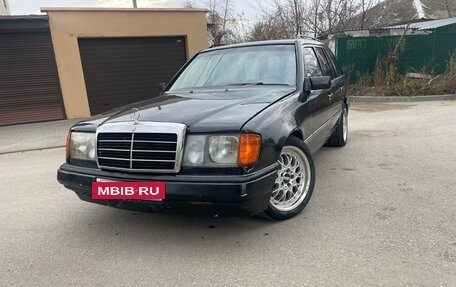 Mercedes-Benz W124, 1993 год, 450 000 рублей, 2 фотография