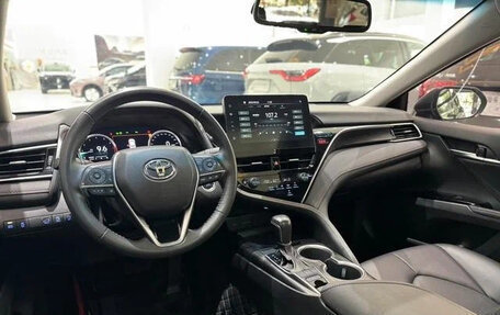 Toyota Camry, 2022 год, 2 650 000 рублей, 5 фотография