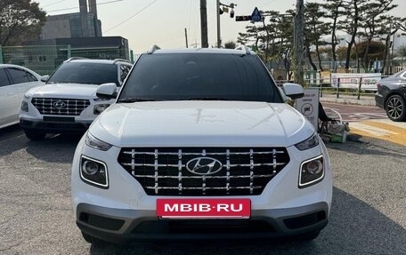 Hyundai Venue I, 2022 год, 1 820 013 рублей, 2 фотография