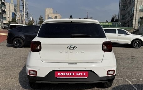 Hyundai Venue I, 2022 год, 1 820 013 рублей, 3 фотография