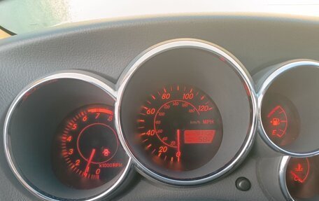 Pontiac Vibe II, 2002 год, 430 000 рублей, 24 фотография