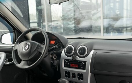Renault Sandero I, 2013 год, 800 000 рублей, 10 фотография