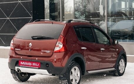 Renault Sandero I, 2013 год, 800 000 рублей, 5 фотография
