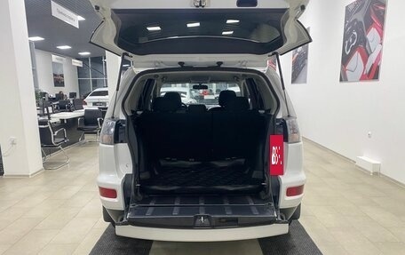 Mitsubishi Outlander III рестайлинг 3, 2010 год, 1 046 000 рублей, 7 фотография