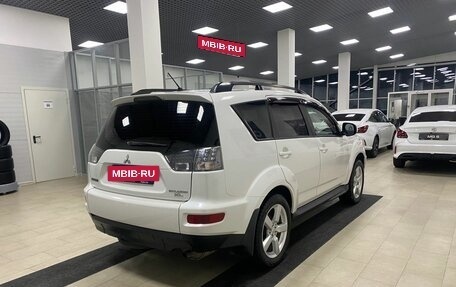 Mitsubishi Outlander III рестайлинг 3, 2010 год, 1 046 000 рублей, 5 фотография