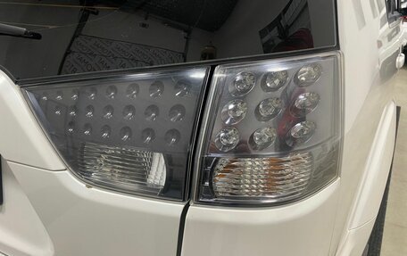 Mitsubishi Outlander III рестайлинг 3, 2010 год, 1 046 000 рублей, 15 фотография