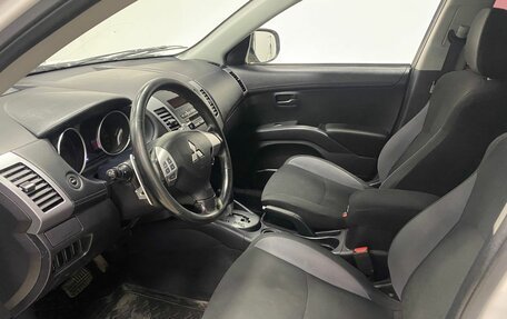 Mitsubishi Outlander III рестайлинг 3, 2010 год, 1 046 000 рублей, 17 фотография