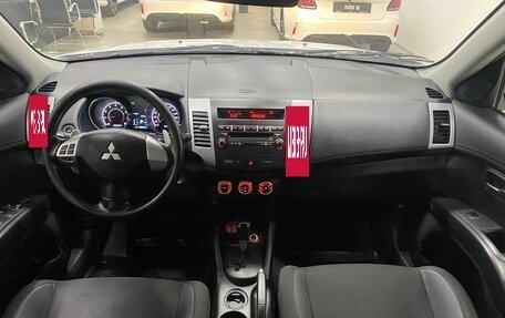 Mitsubishi Outlander III рестайлинг 3, 2010 год, 1 046 000 рублей, 18 фотография