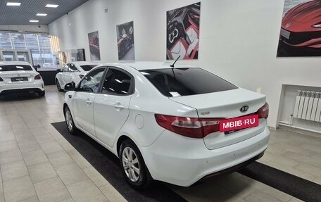 KIA Rio III рестайлинг, 2012 год, 826 000 рублей, 5 фотография
