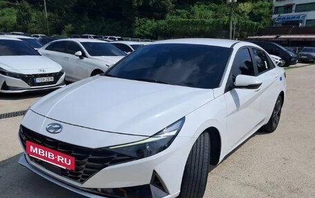 Hyundai Avante, 2022 год, 1 720 000 рублей, 2 фотография