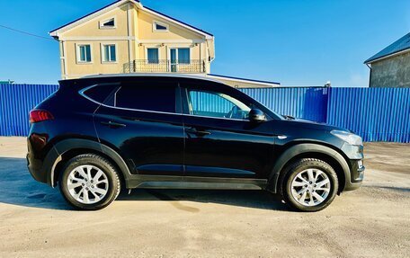 Hyundai Tucson III, 2019 год, 1 850 000 рублей, 21 фотография