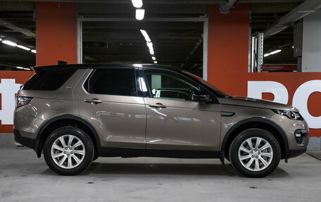 Land Rover Discovery Sport I рестайлинг, 2017 год, 2 500 000 рублей, 4 фотография