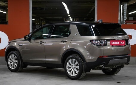 Land Rover Discovery Sport I рестайлинг, 2017 год, 2 500 000 рублей, 7 фотография