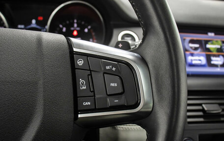 Land Rover Discovery Sport I рестайлинг, 2017 год, 2 500 000 рублей, 22 фотография