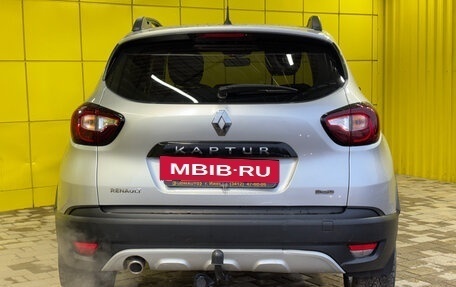 Renault Kaptur I рестайлинг, 2020 год, 1 499 000 рублей, 6 фотография