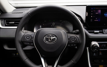 Toyota RAV4, 2025 год, 4 490 000 рублей, 13 фотография