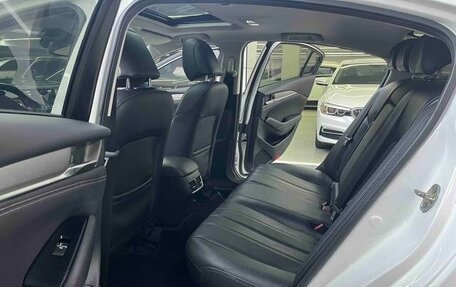 Mazda 6, 2022 год, 1 750 300 рублей, 13 фотография