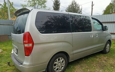 Hyundai Grand Starex Grand Starex I рестайлинг 2, 2008 год, 1 100 000 рублей, 4 фотография