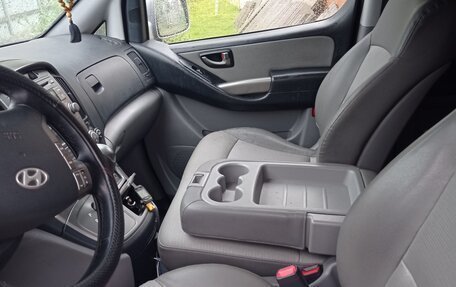 Hyundai Grand Starex Grand Starex I рестайлинг 2, 2008 год, 1 100 000 рублей, 14 фотография