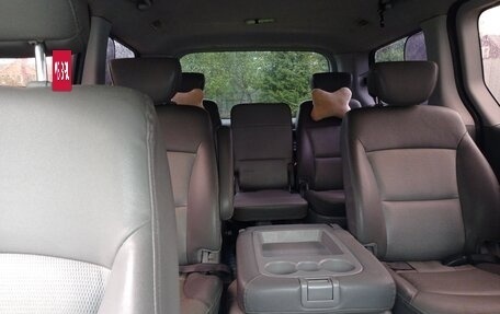 Hyundai Grand Starex Grand Starex I рестайлинг 2, 2008 год, 1 100 000 рублей, 16 фотография