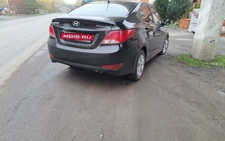 Hyundai Solaris II рестайлинг, 2014 год, 590 000 рублей, 2 фотография