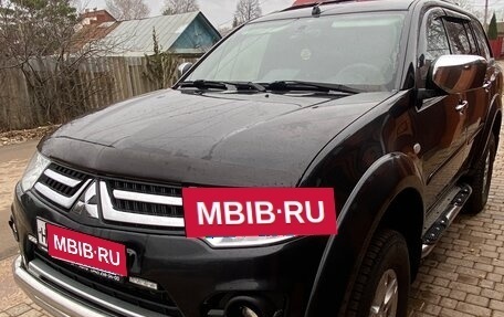 Mitsubishi Pajero Sport II рестайлинг, 2014 год, 2 550 000 рублей, 3 фотография