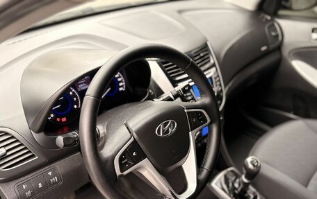 Hyundai Solaris II рестайлинг, 2011 год, 649 000 рублей, 12 фотография