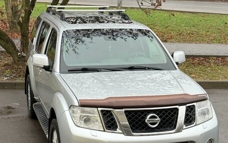 Nissan Pathfinder, 2012 год, 2 200 000 рублей, 2 фотография