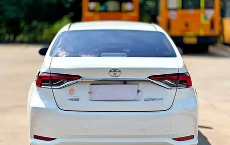 Toyota Corolla, 2022 год, 1 250 000 рублей, 8 фотография