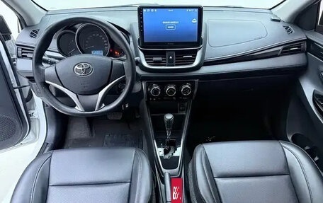 Toyota Yaris XP150 рестайлинг, 2021 год, 1 246 000 рублей, 10 фотография