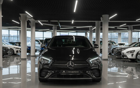 Mercedes-Benz E-Класс, 2020 год, 4 450 000 рублей, 3 фотография