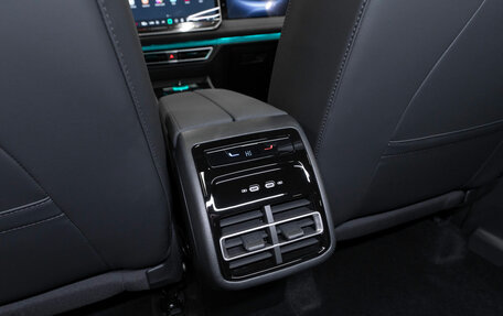 Volkswagen Tiguan, 2025 год, 5 250 000 рублей, 15 фотография