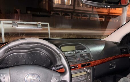 Toyota Avensis III рестайлинг, 2005 год, 600 000 рублей, 11 фотография