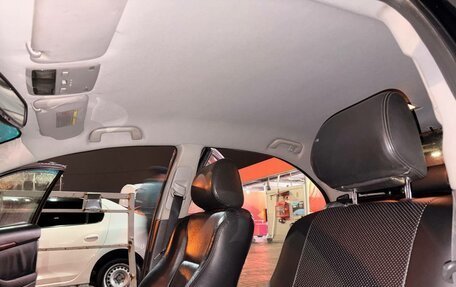 Toyota Avensis III рестайлинг, 2005 год, 600 000 рублей, 13 фотография