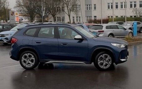 BMW X1, 2022 год, 4 500 000 рублей, 2 фотография