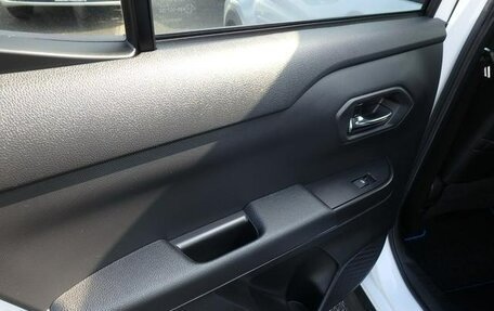 Daihatsu Rocky, 2022 год, 1 564 000 рублей, 20 фотография