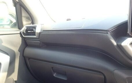 Daihatsu Rocky, 2022 год, 1 564 000 рублей, 28 фотография