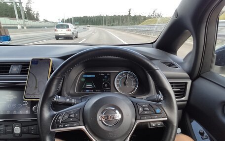 Nissan Leaf II, 2018 год, 1 690 000 рублей, 6 фотография