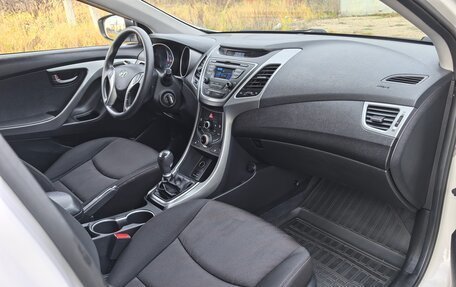 Hyundai Elantra V, 2014 год, 1 065 000 рублей, 27 фотография