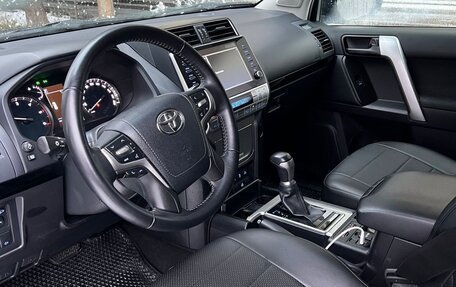 Toyota Land Cruiser Prado 150 рестайлинг 2, 2020 год, 6 500 000 рублей, 12 фотография