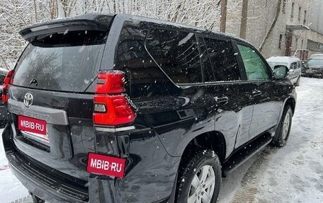 Toyota Land Cruiser Prado 150 рестайлинг 2, 2020 год, 6 500 000 рублей, 10 фотография