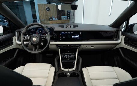 Porsche Cayenne III, 2023 год, 12 999 000 рублей, 2 фотография