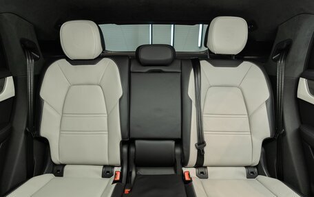 Porsche Cayenne III, 2023 год, 12 999 000 рублей, 23 фотография