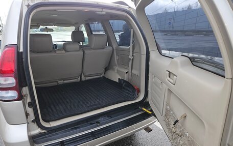 Toyota Land Cruiser Prado 120 рестайлинг, 2008 год, 2 200 000 рублей, 3 фотография