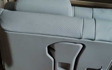 Toyota Land Cruiser Prado 120 рестайлинг, 2008 год, 2 200 000 рублей, 12 фотография