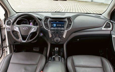 Hyundai Santa Fe III рестайлинг, 2016 год, 1 895 000 рублей, 16 фотография