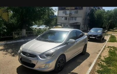 Hyundai Solaris II рестайлинг, 2012 год, 630 000 рублей, 1 фотография