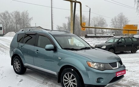 Mitsubishi Outlander III рестайлинг 3, 2007 год, 740 000 рублей, 1 фотография