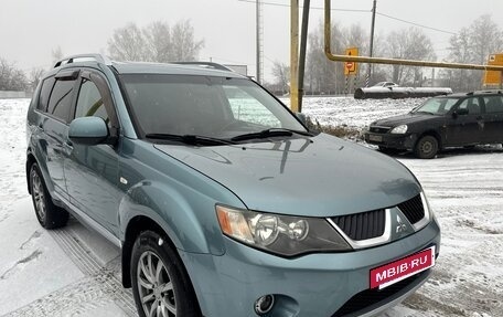 Mitsubishi Outlander III рестайлинг 3, 2007 год, 740 000 рублей, 5 фотография