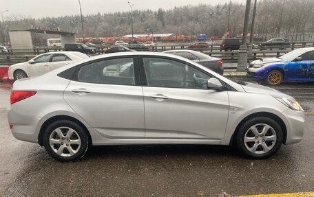 Hyundai Solaris II рестайлинг, 2013 год, 833 000 рублей, 5 фотография